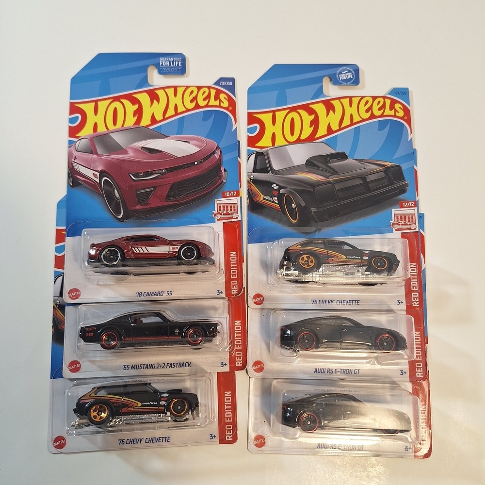 Hot Wheels Target Red Edition Some Damage‎ 6 Cars Mustang/ Camaro